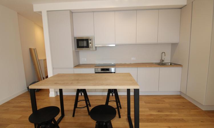Carmen Sylva Apartment with parking lot. New. 2 rooms for rent- 1st floor