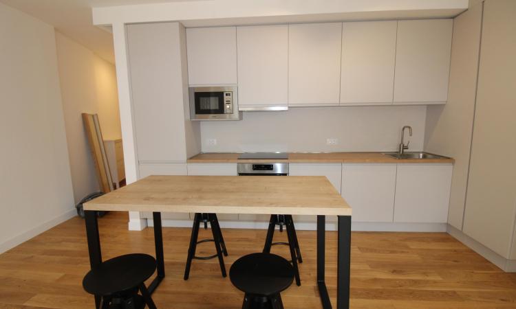 Carmen Sylva Apartment with parking lot. New. 2 rooms for rent- 1st floor