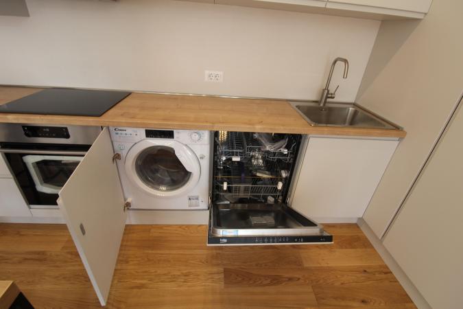 Carmen Sylva Apartment with parking lot. New. 2 rooms for rent- 1st floor