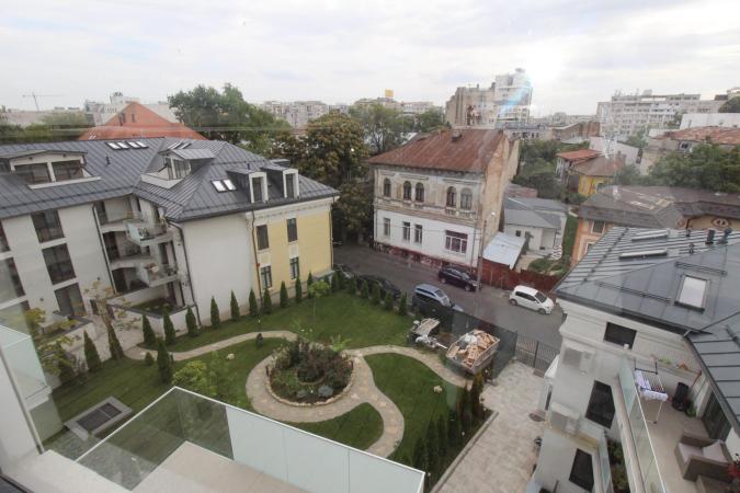 Carmen Sylva Apartment with parking lot. New. 2 rooms for rent- 1st floor