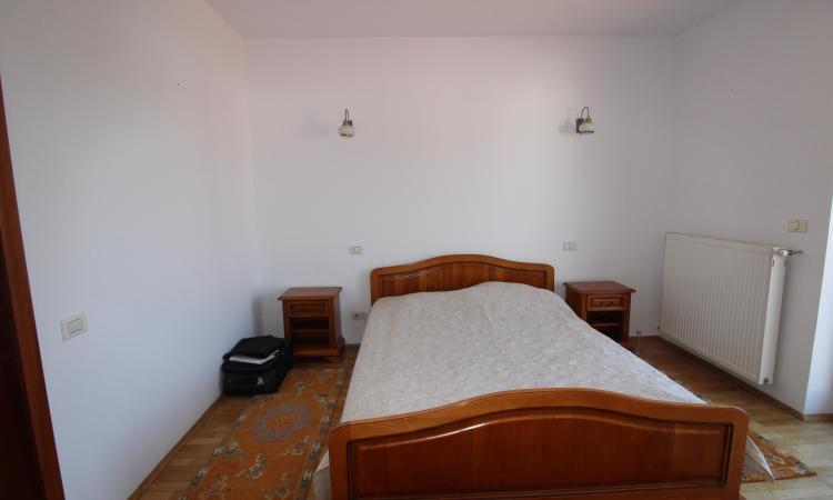 Str Dobrogeanu Gherea - sector 1 Bucuresti.