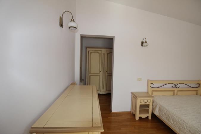 Str Dobrogeanu Gherea - sector 1 Bucuresti.
