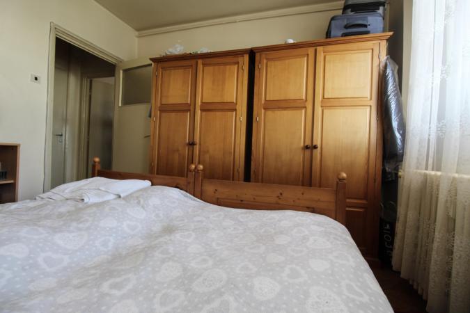 2 camere.Ion Mihalache