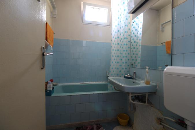 2 camere.Ion Mihalache