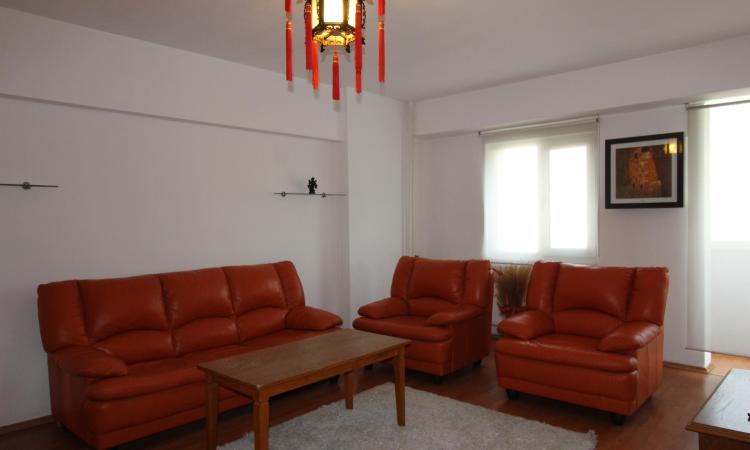 3 camere- Aviatiei, etaj3/4- imobil solid. plus loc de parcare