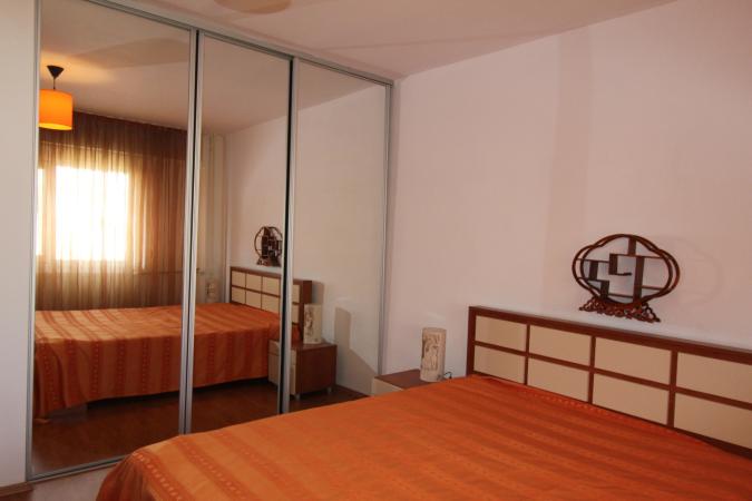 3 camere- Aviatiei, etaj3/4- imobil solid. plus loc de parcare