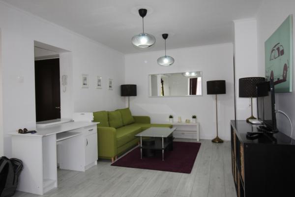 2 camere, etaj 1- str Aghires Floreasca de inchiriat