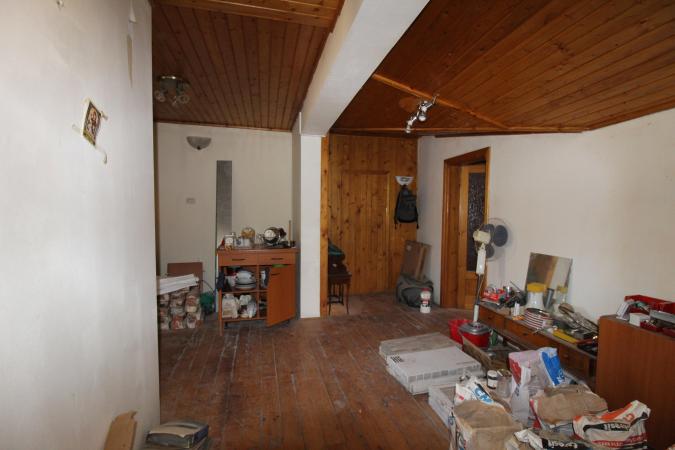Mansarda boema. zona Eminescu- in vila renovata exterior