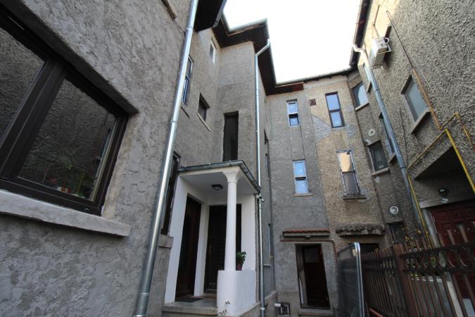 Mansarda boema. zona Eminescu- in vila renovata exterior