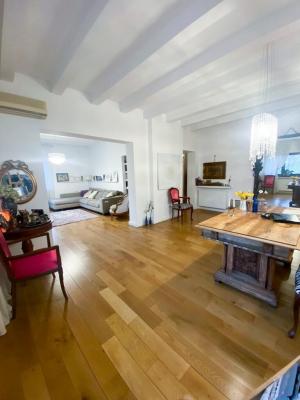 2 Apartments in one- Pour le connoisseurs