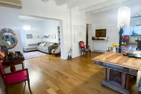 2 Apartments in one- Pour le connoisseurs