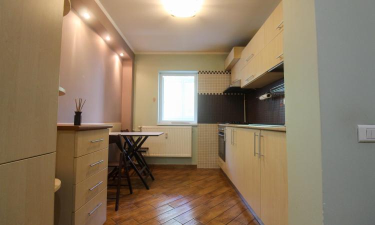 2 Camere- Dorobanti - Capitale - Decomandat- Balcon
