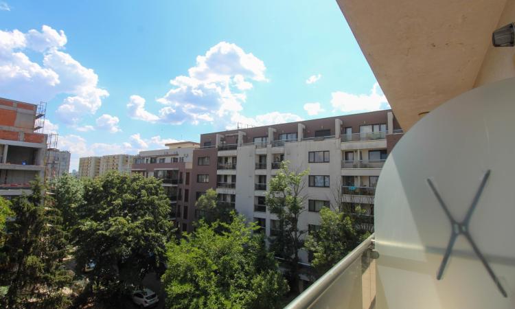 Garsoniera - Aviatiei - Centrala - Balcon