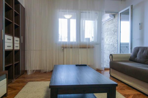 3 Camere - Dorobanti - Bloc BRD - 80 Mp Utili