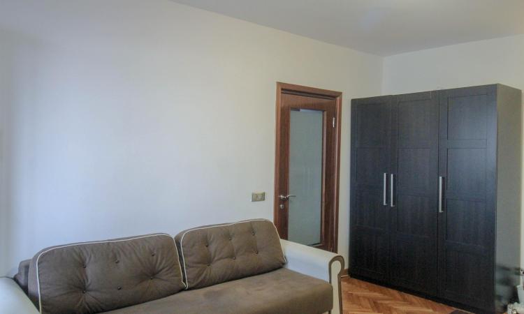 3 Camere - Dorobanti - Bloc BRD - 80 Mp Utili