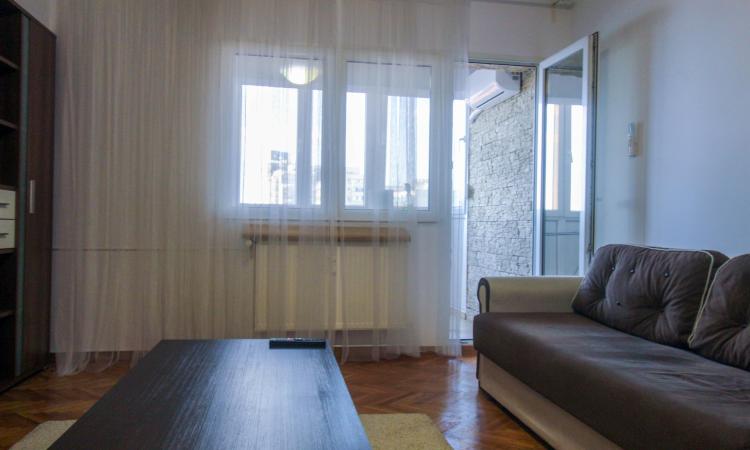 3 Camere - Dorobanti - Bloc BRD - 80 Mp Utili