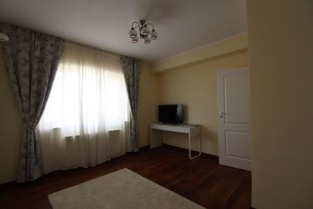 Baneasa. 4 camere, 2 terase mari, 2 bai Etaj 5/9