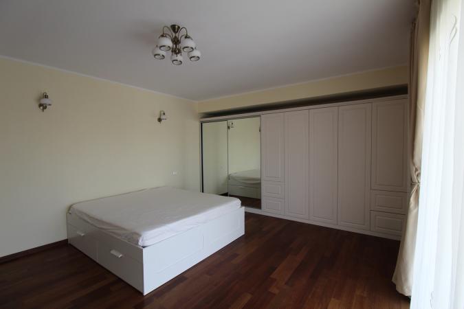 Baneasa. 4 camere, 2 terase mari, 2 bai Etaj 5/9