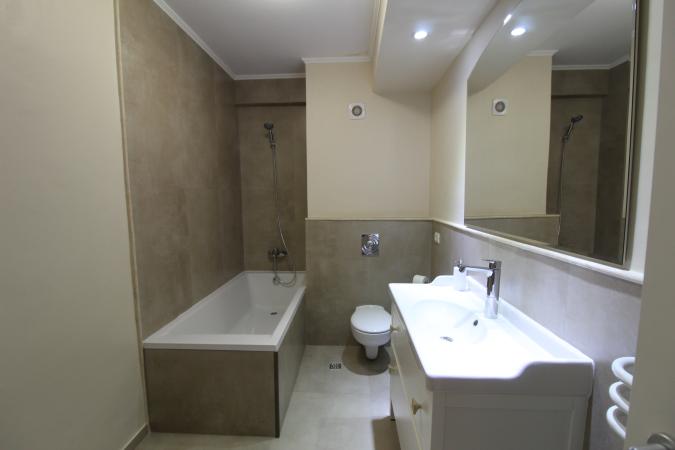 Baneasa. 4 camere, 2 terase mari, 2 bai Etaj 5/9