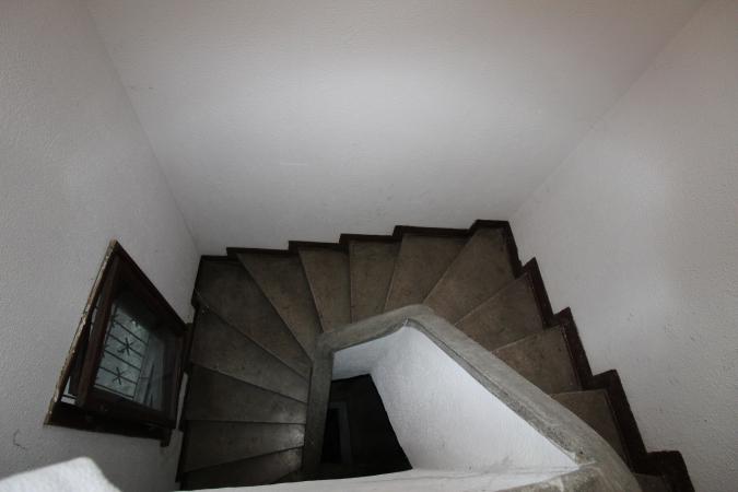 Apartament in vila. Zona Capitale, etaj 2/2