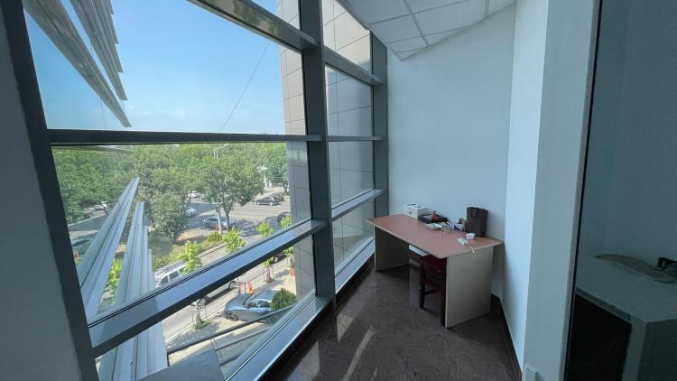 Spatiu Comercial - Baneasa - Mentenanta inclusa - de la 300 mp - Comision 0 %