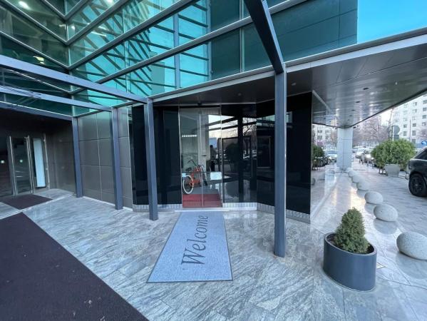 Spatiu Comercial - Baneasa - Mentenanta inclusa - de la 300 mp - Comision 0 %