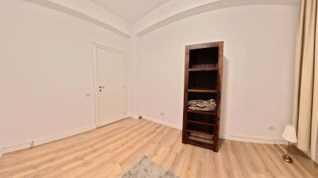 3 Camere - Ultracentral - Armeneasca  - Spatiu Comercial
