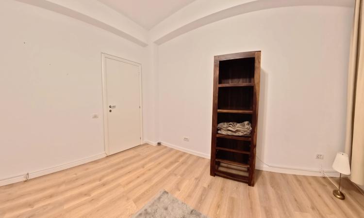 3 Camere - Ultracentral - Armeneasca - Spatiu Comercial