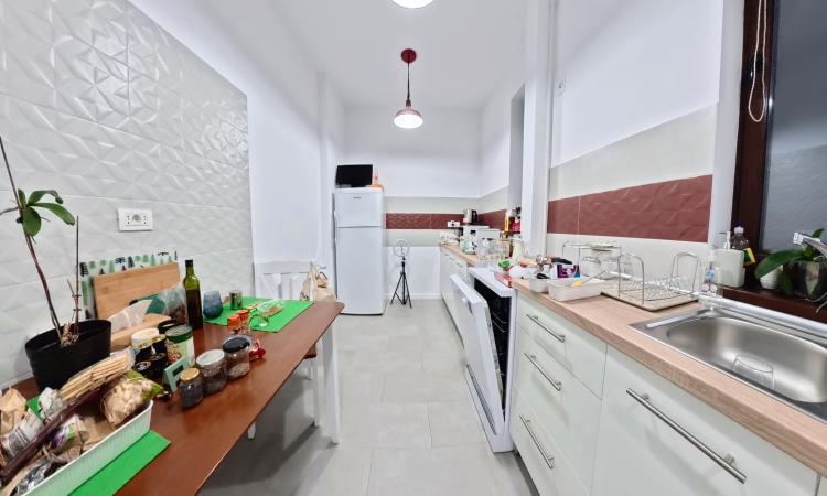 3 Camere - Ultracentral - Armeneasca - Spatiu Comercial