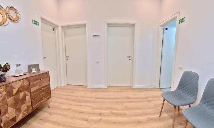 3 Camere - Ultracentral - Armeneasca - Spatiu Comercial