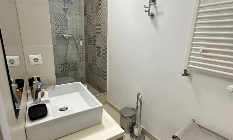 3 Camere - Piata Romana - Balcon - Boiler