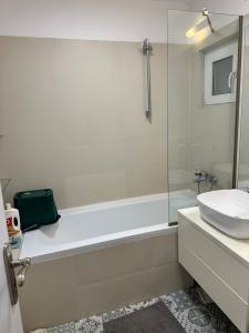 3 Camere - Piata Romana - Balcon - Boiler