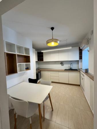 3 Camere - Piata Romana - Balcon - Boiler