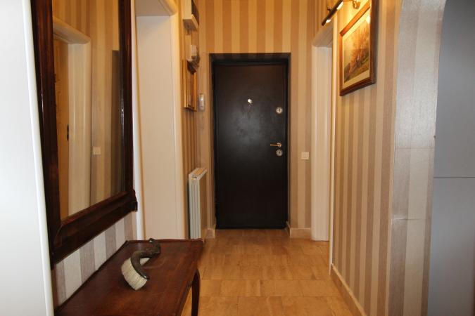 Jean Monnet 3 camere Parter de inchiriat -zona Radu Beller