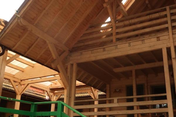 3 case Predeal, zona Orizont