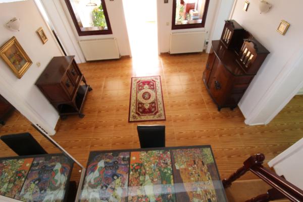 Ciolpani casa singur curte cu vegetatie superba. 37 minute de Bucuresti