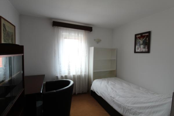 Ciolpani casa singur curte cu vegetatie superba. 37 minute de Bucuresti