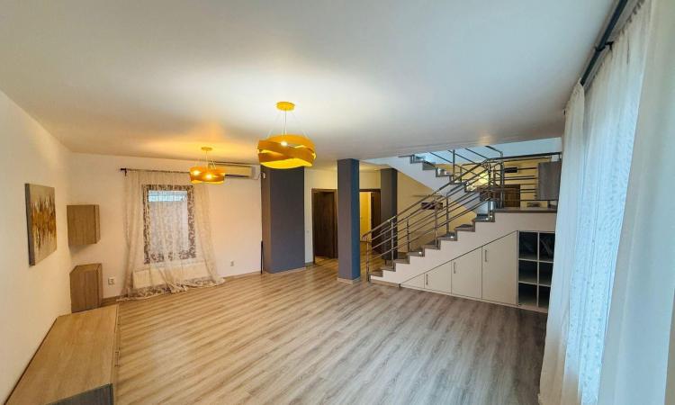 Titulescu Casa singur curte de inchiriat
