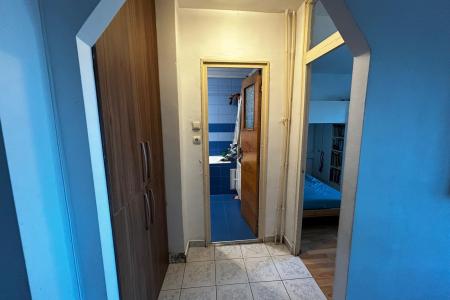 Bulevardul 1 Decembrie 1918, 3 camere cu balcon etj 4/8 cu balcon -apartament de inchiriat