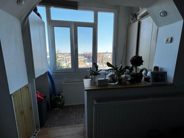 Bulevardul 1 Decembrie 1918, 3 camere cu balcon etj 4/8 cu balcon -apartament de inchiriat