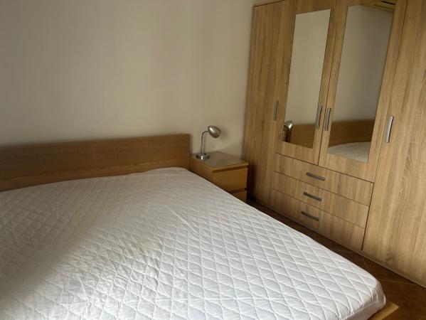 3 dormitoare 2 bai pretabil pentru 3 studenti- ERASMUS- Share rent- STEFAN CEL MARE, str Polona