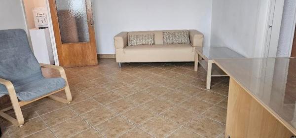 3 dormitoare 2 bai pretabil pentru 3 studenti- ERASMUS- Share rent- STEFAN CEL MARE, str Polona