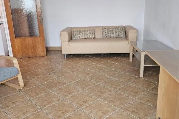 3 dormitoare 2 bai pretabil pentru 3 studenti- ERASMUS- Share rent- STEFAN CEL MARE, str Polona