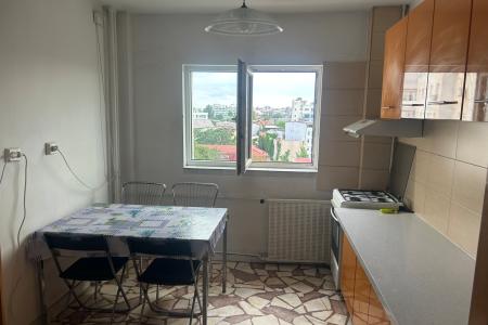 3 dormitoare 2 bai pretabil pentru 3 studenti- ERASMUS- Share rent- STEFAN CEL MARE, str Polona
