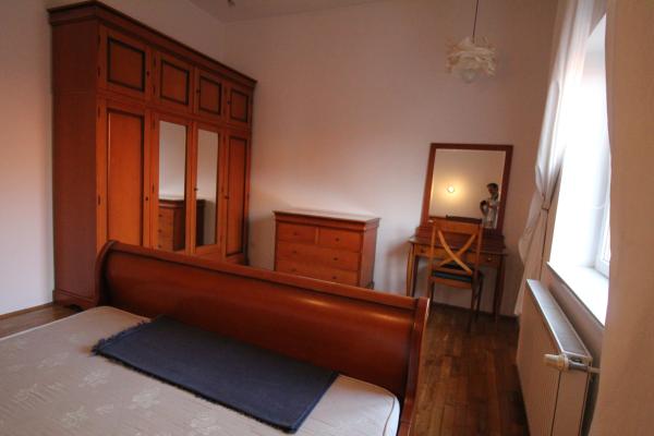 Primaverii Apartament in vila cu 2 dormitoare 2 bai de inchiriat. Single expat. Chic@ A la Provence