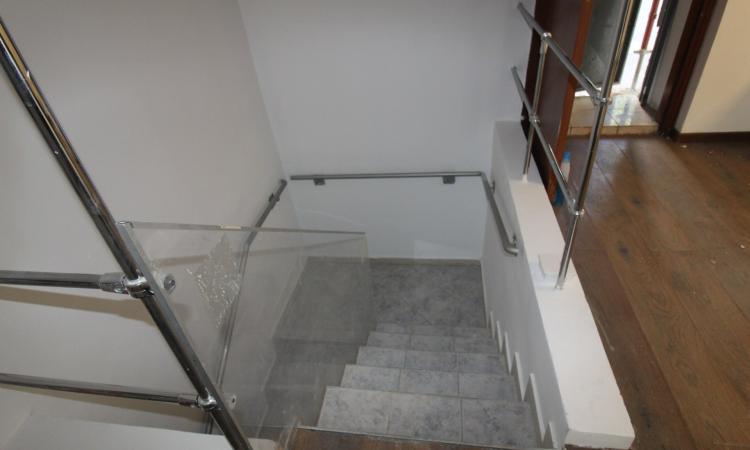 stradal cu vitrine stradale- spatiu comercial de inchiriat 64 mp utili, plus subsol 64 mp utili- Floreasca