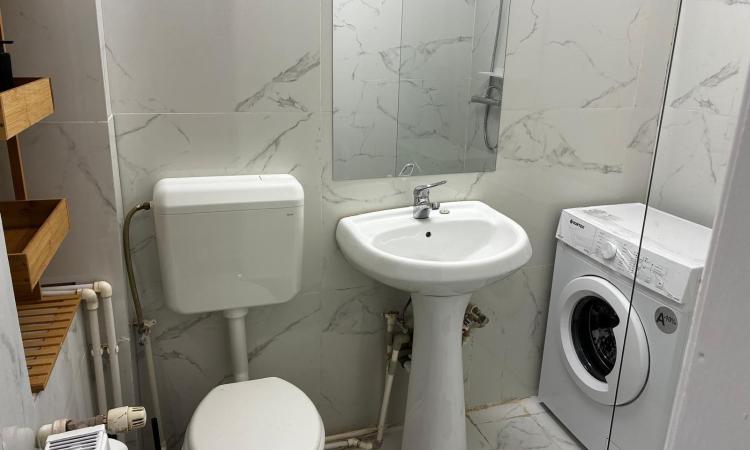 De inchiriat apartament cu 2 camere in vila zona Cotroceni (prima inchiriere)