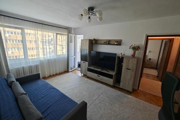 De vanzare Apartament cu 2 camere (mobilat si utilat) - Bucurestii Noi/ Parc Bazilescu