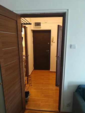 De vanzare Apartament cu 2 camere (mobilat si utilat) - Bucurestii Noi/ Parc Bazilescu