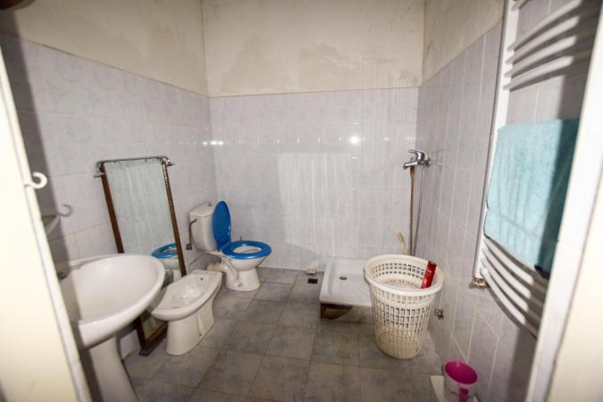 Apartament 3 camere - Zona Cismigiu - Demisol inalt